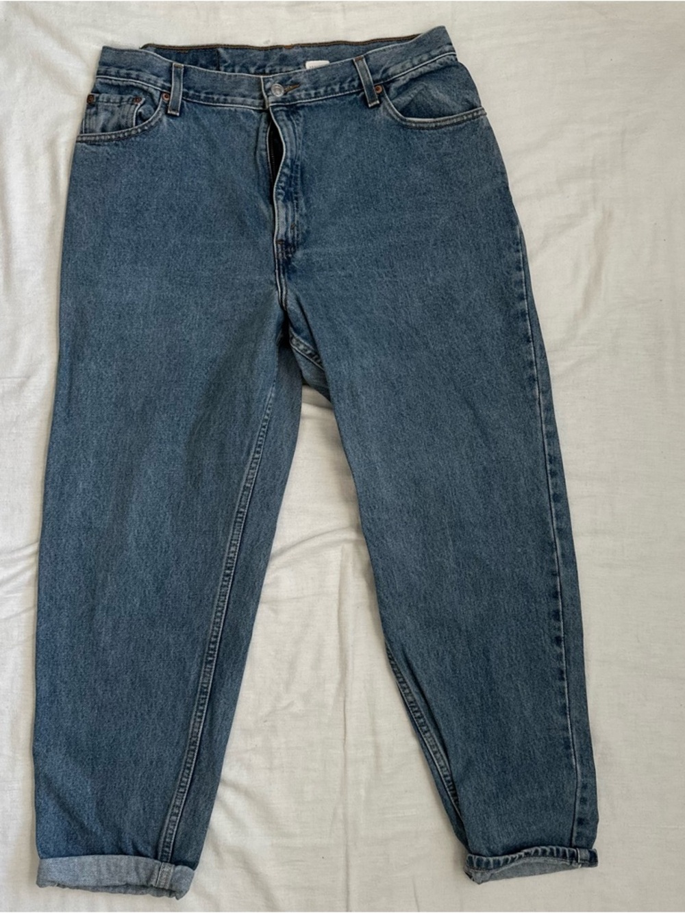 Vintage Women’s Levi’s Tapered Fit 550 Size 16